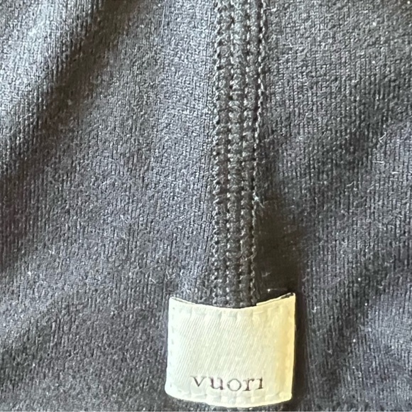 Vuori Black Dreamknit Halo Bodysuit One Piece Size Small - Picture 3 of 3